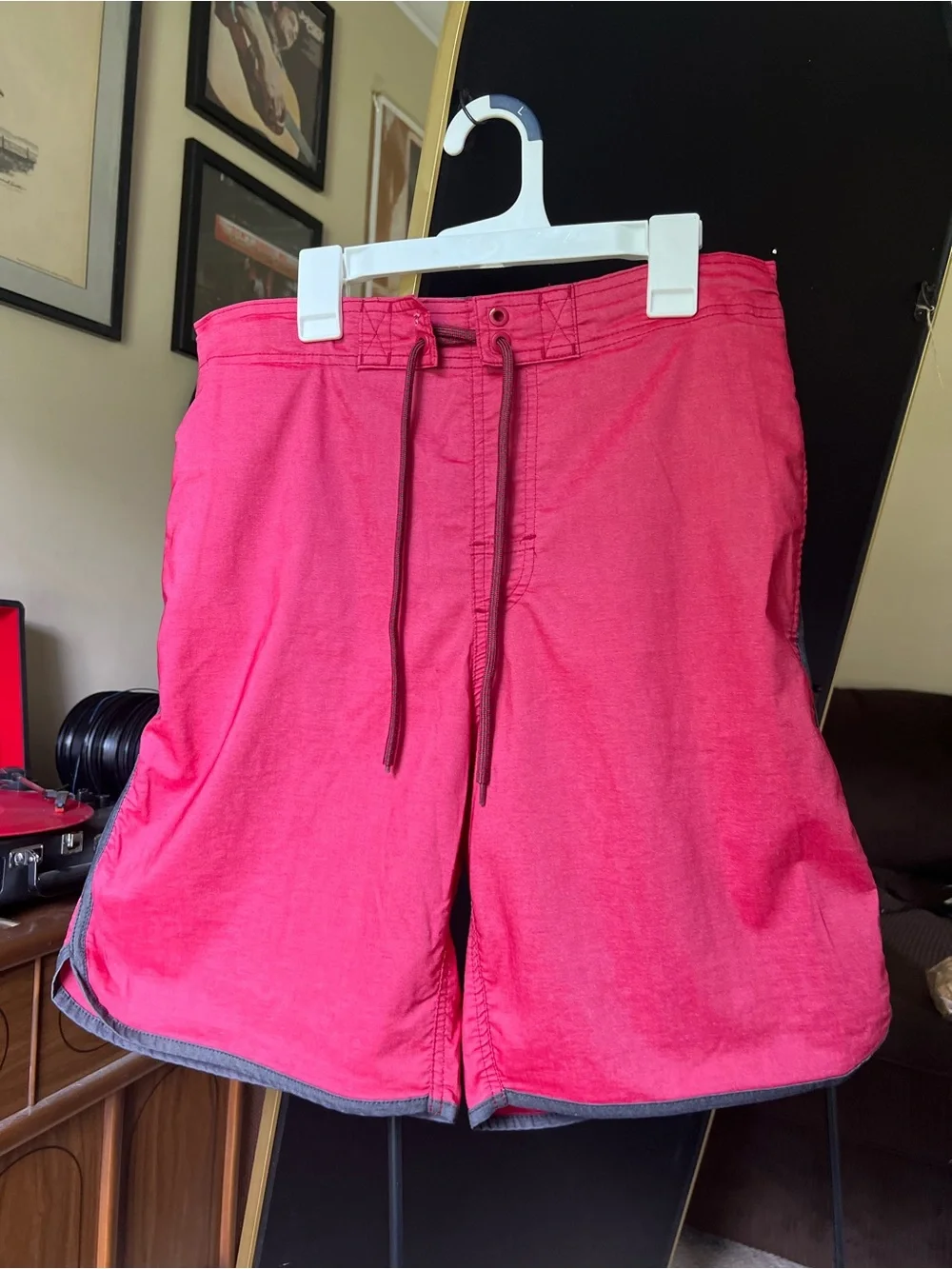 Men's Red Open Trail Lake Swim Trunks Size Medium